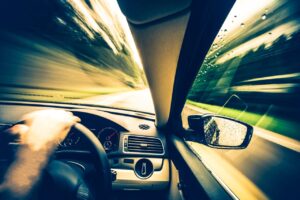 Jakie są zasady oszczędnej jazdy i jak zaoszczędzić na paliwie? 10 Jakie są zasady oszczędnej jazdy i jak zaoszczędzić na paliwie?